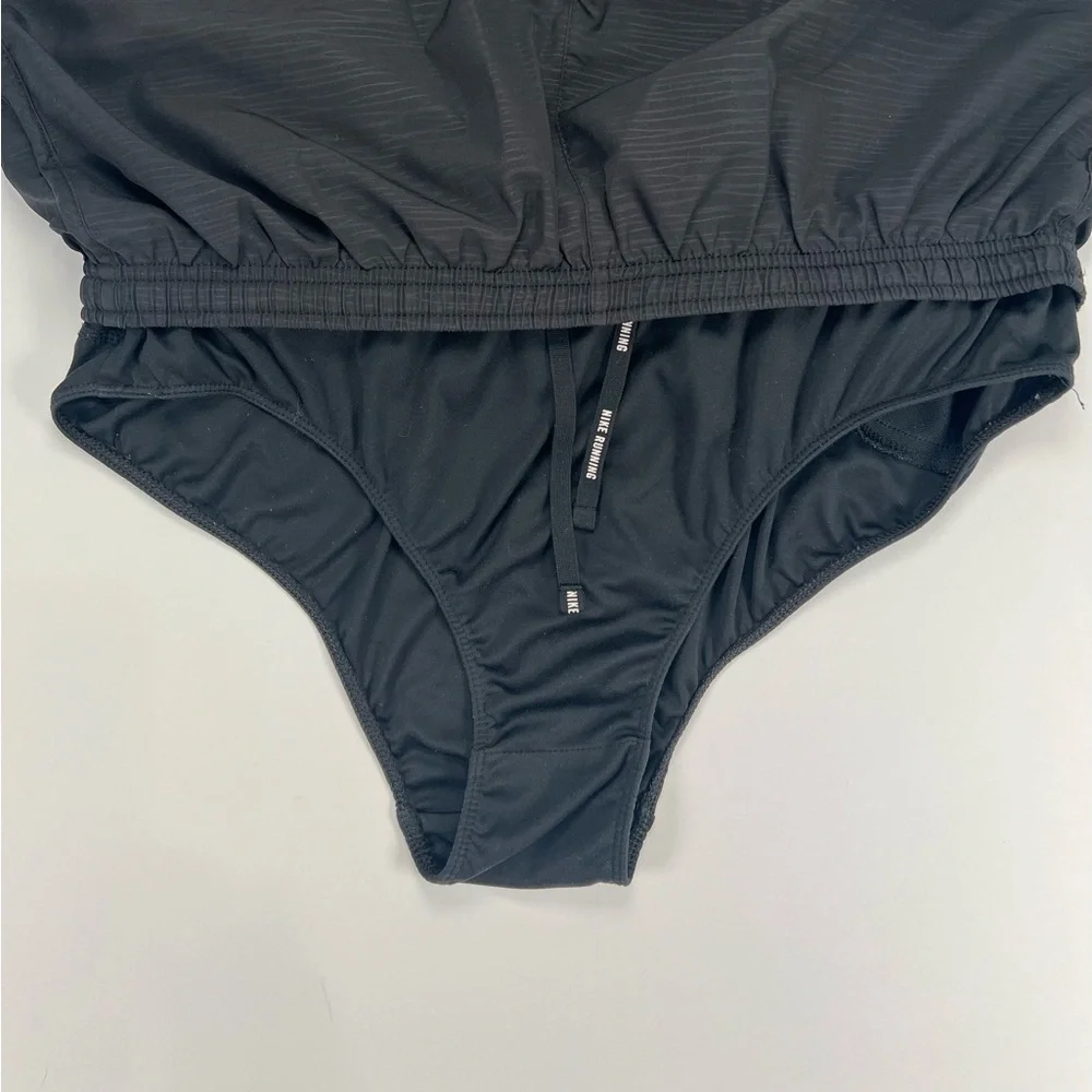 Nike Dri-Fit Running Shorts w/ Pocket and Inner Lining - black, M - Picture 6 of 13